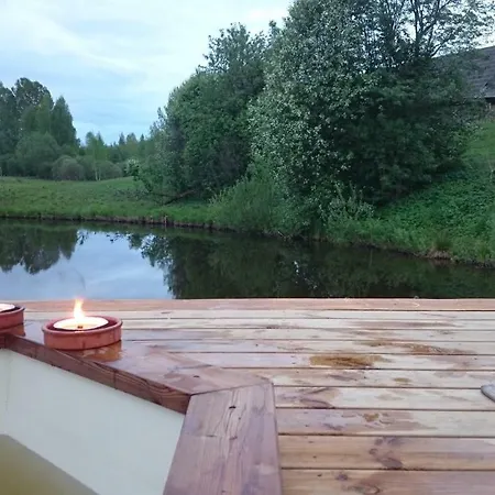 Mundi Camping House * Jõepera