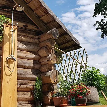 Mundi Camping House